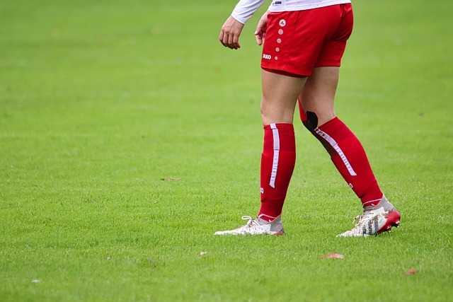 而快船则恰 而快船则恰